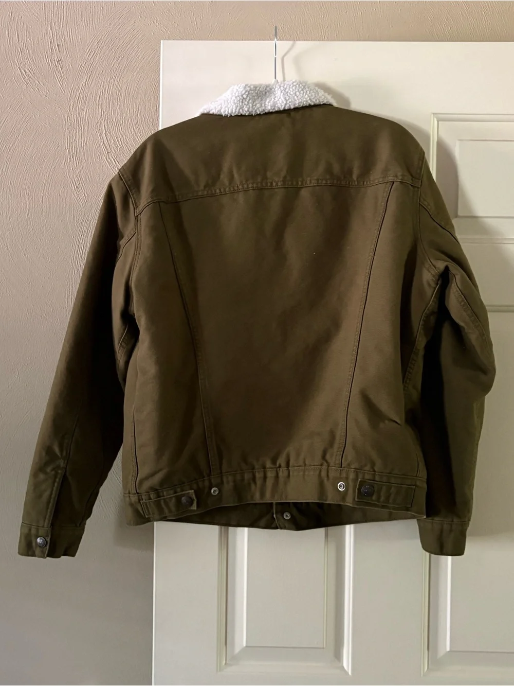 NWOT Levi’s Men’s Sherpa Lined Jacket. Size Medium.